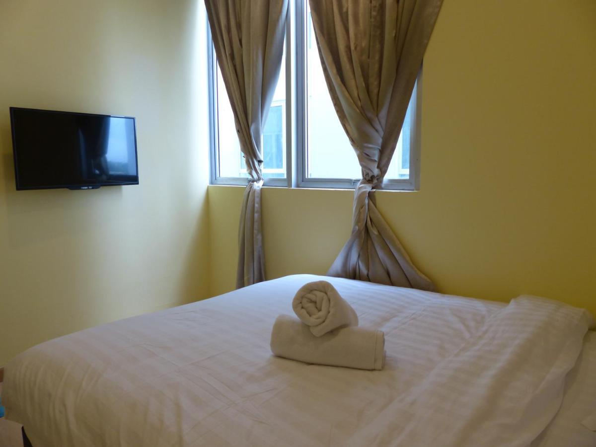 Comma Hotel Bandar Saujana Putra Екстериор снимка