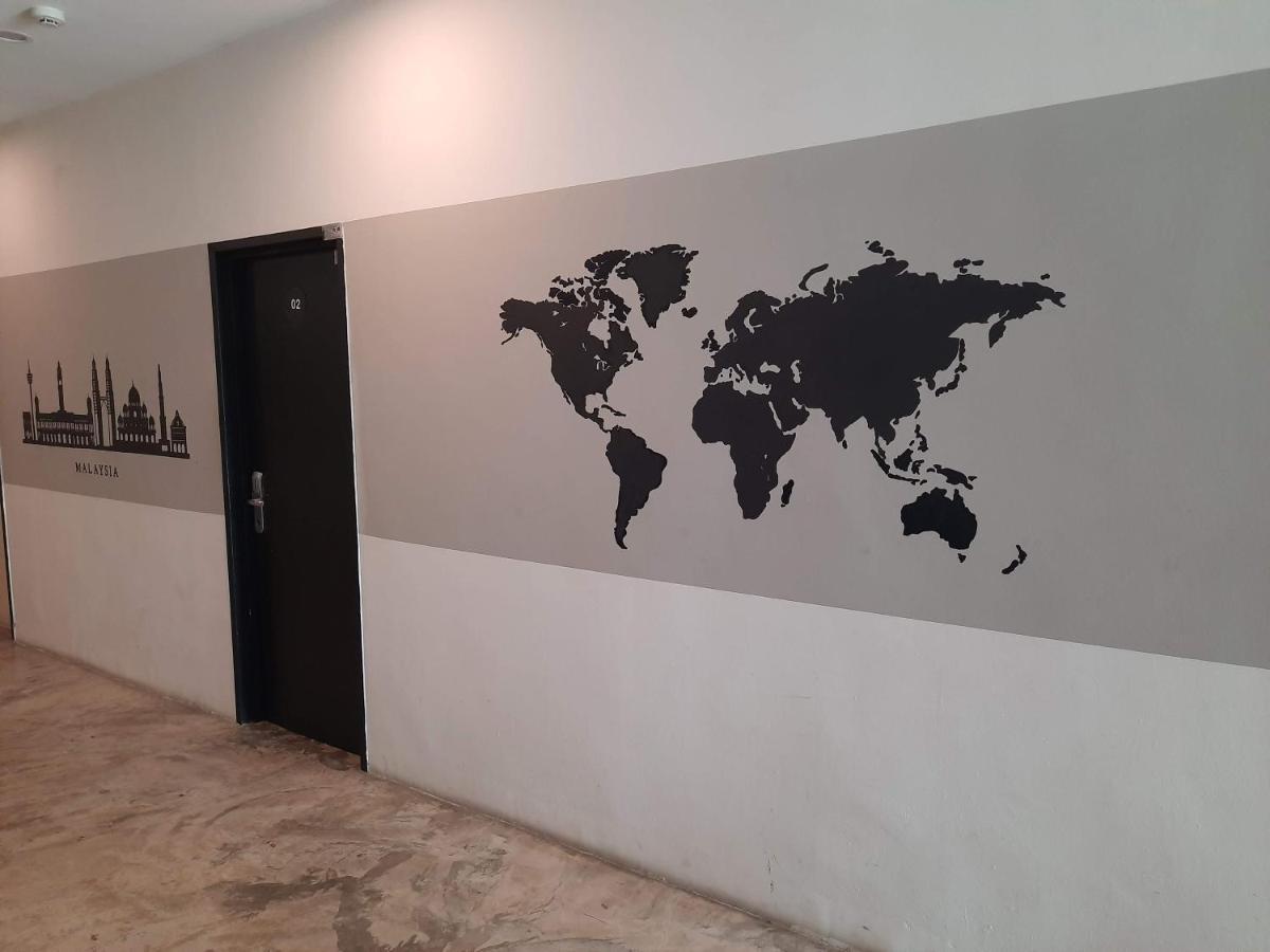 Comma Hotel Bandar Saujana Putra Екстериор снимка